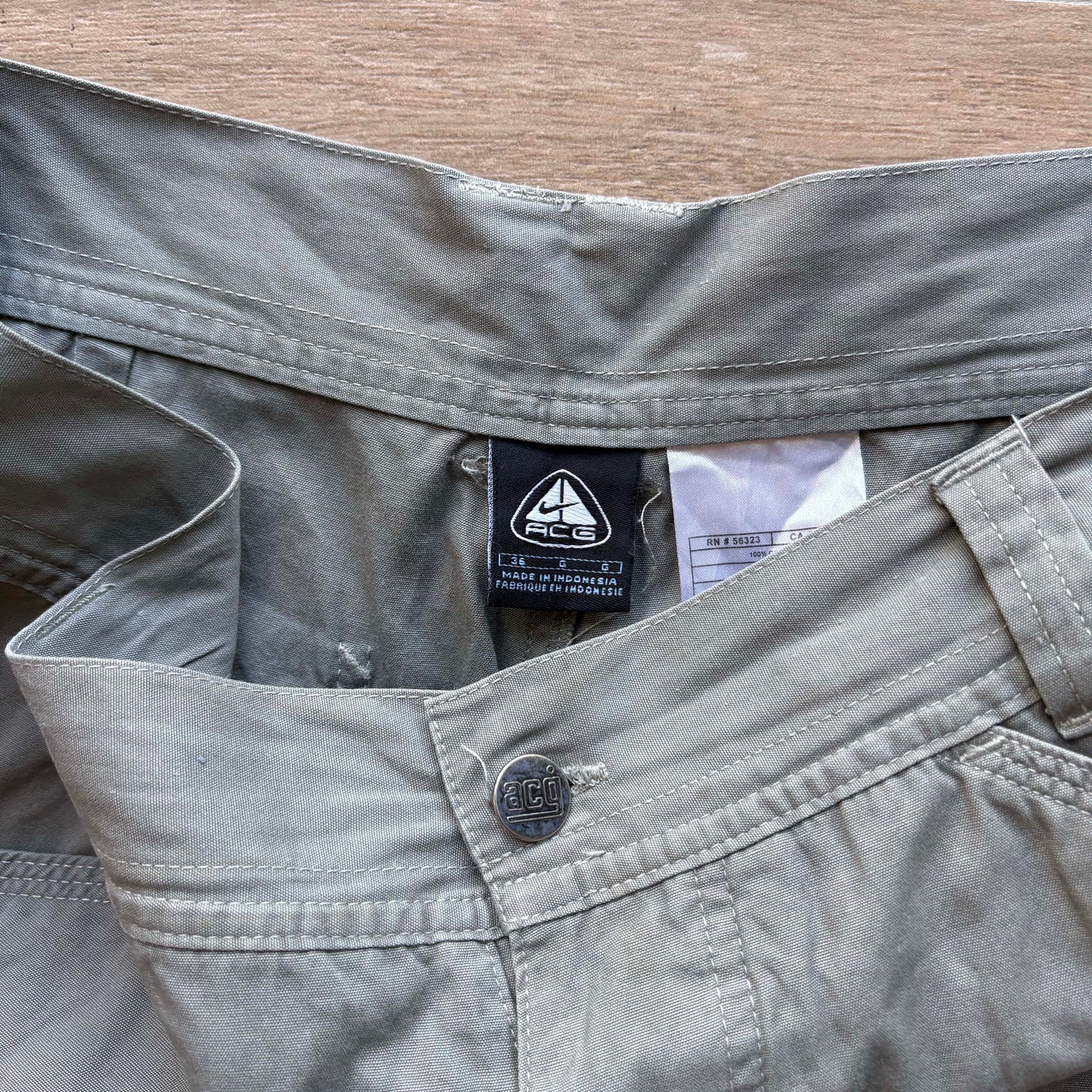 2000s Nike ACG Cargo Shorts | W36"