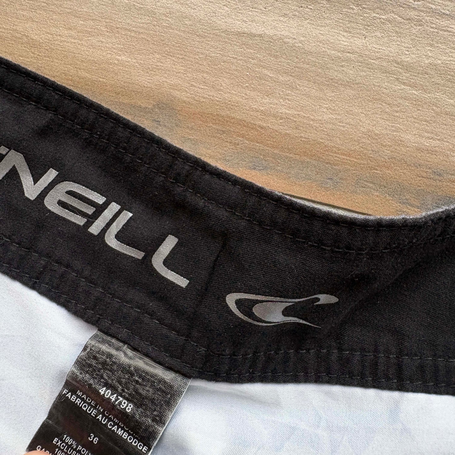 Y2K Oneill Boardies | W36" - Volant Vintage
