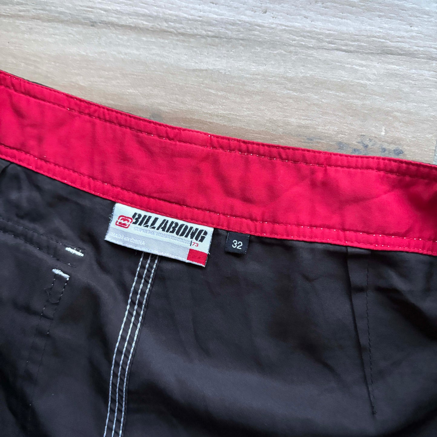 2000s Billabong Boardies | W32"