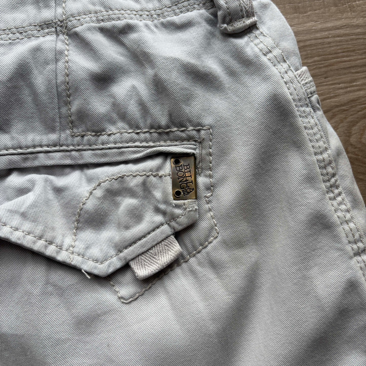 2000s Billabong Cargo Shorts | W36"