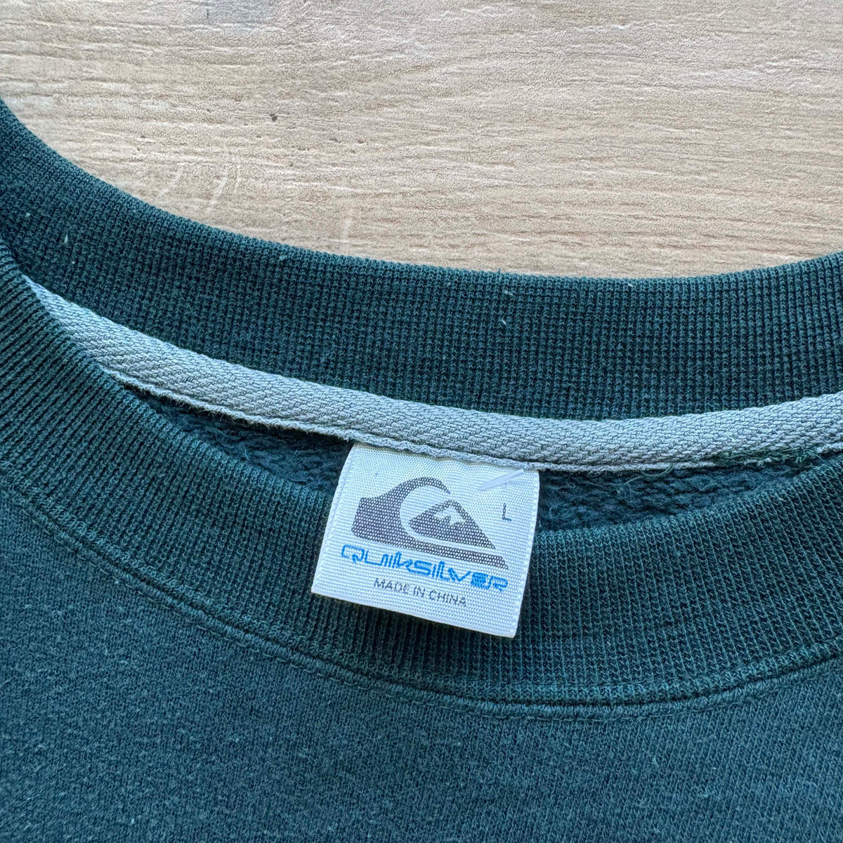 Vintage Quiksilver Crewneck Jumper | L