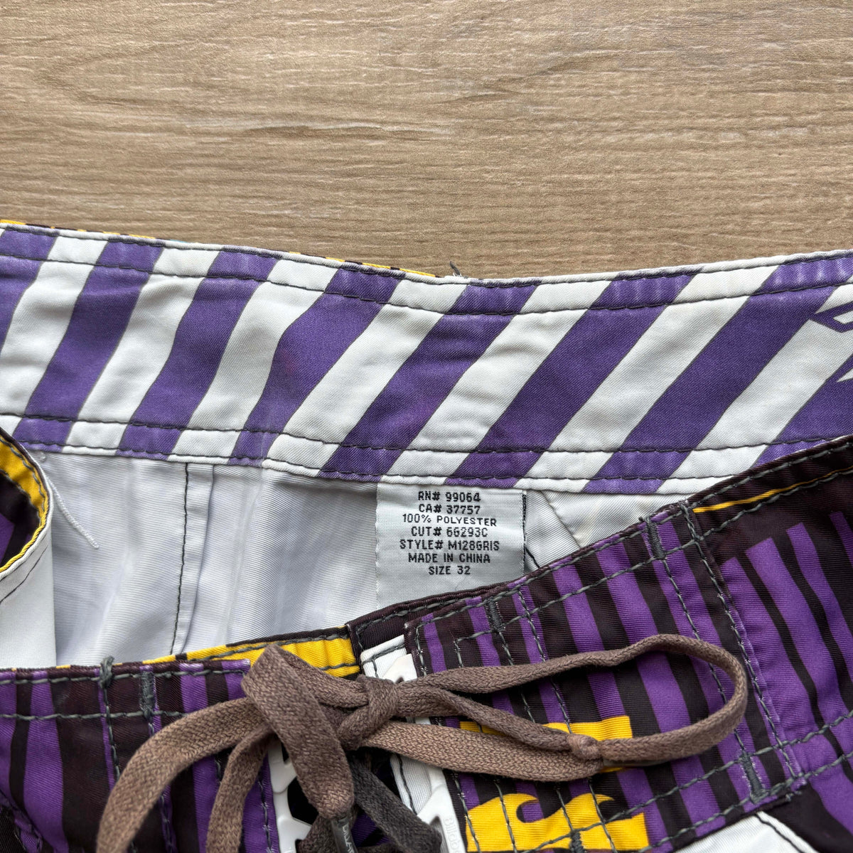 Y2K Billabong Rising Sun Boardies | W32"