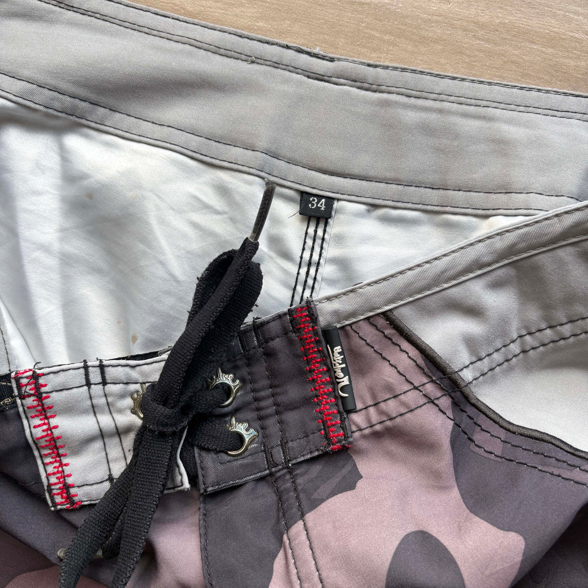Y2K Quiksilver Camo Boardies | W34"