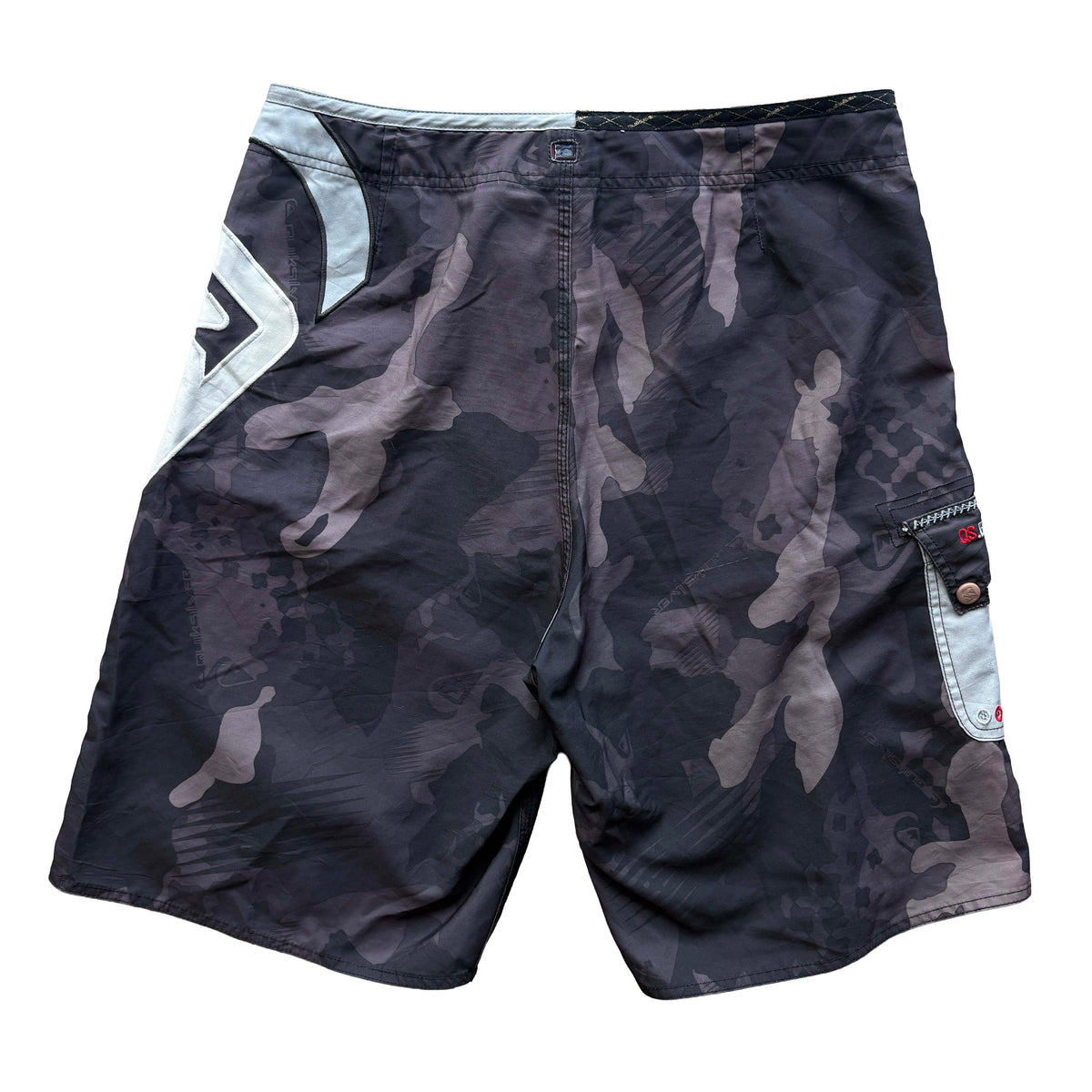 Y2K Quiksilver Camo Boardies | W34"