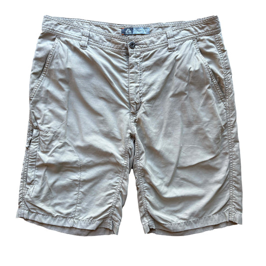 2000s Nike ACG Shorts | W34"