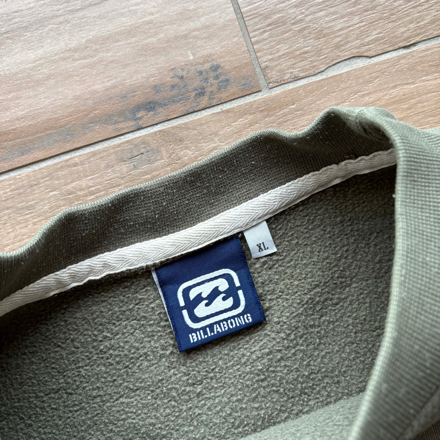1990s Billabong Crewneck Jumper | L