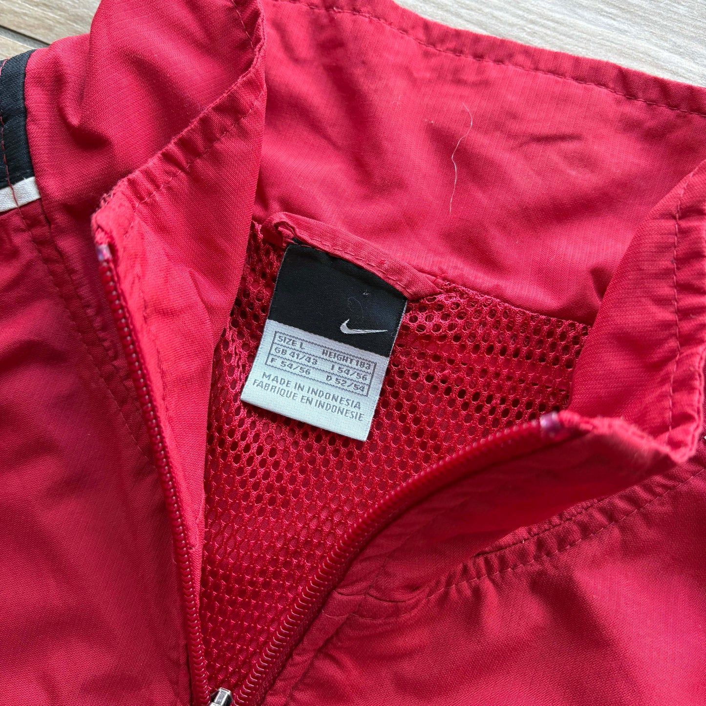 T90 Nike Spray Jacket Pullover | L