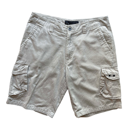 2000s Oakley Cargo Shorts | W33"