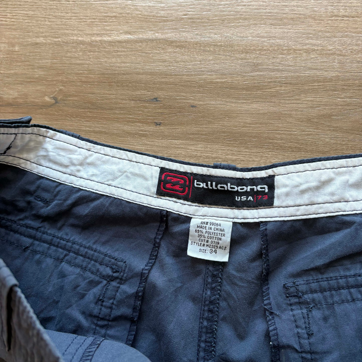 Y2K Quiksilver Work Wear Shorts | W34" - Volant Vintage