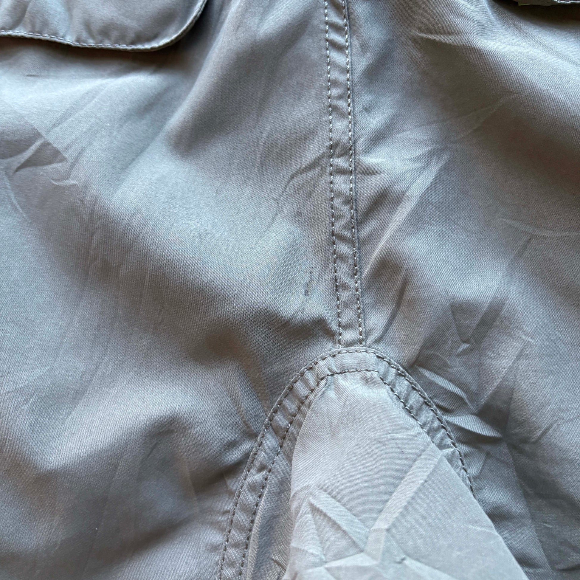 Y2K Oakley Tech Cargo Shorts | W31" - Volant Vintage
