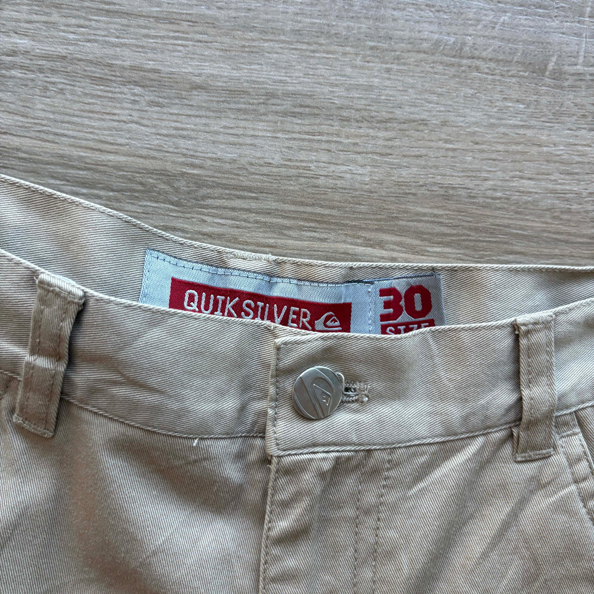 Y2K Quiksilver Carpenter Shorts | W30" - Volant Vintage