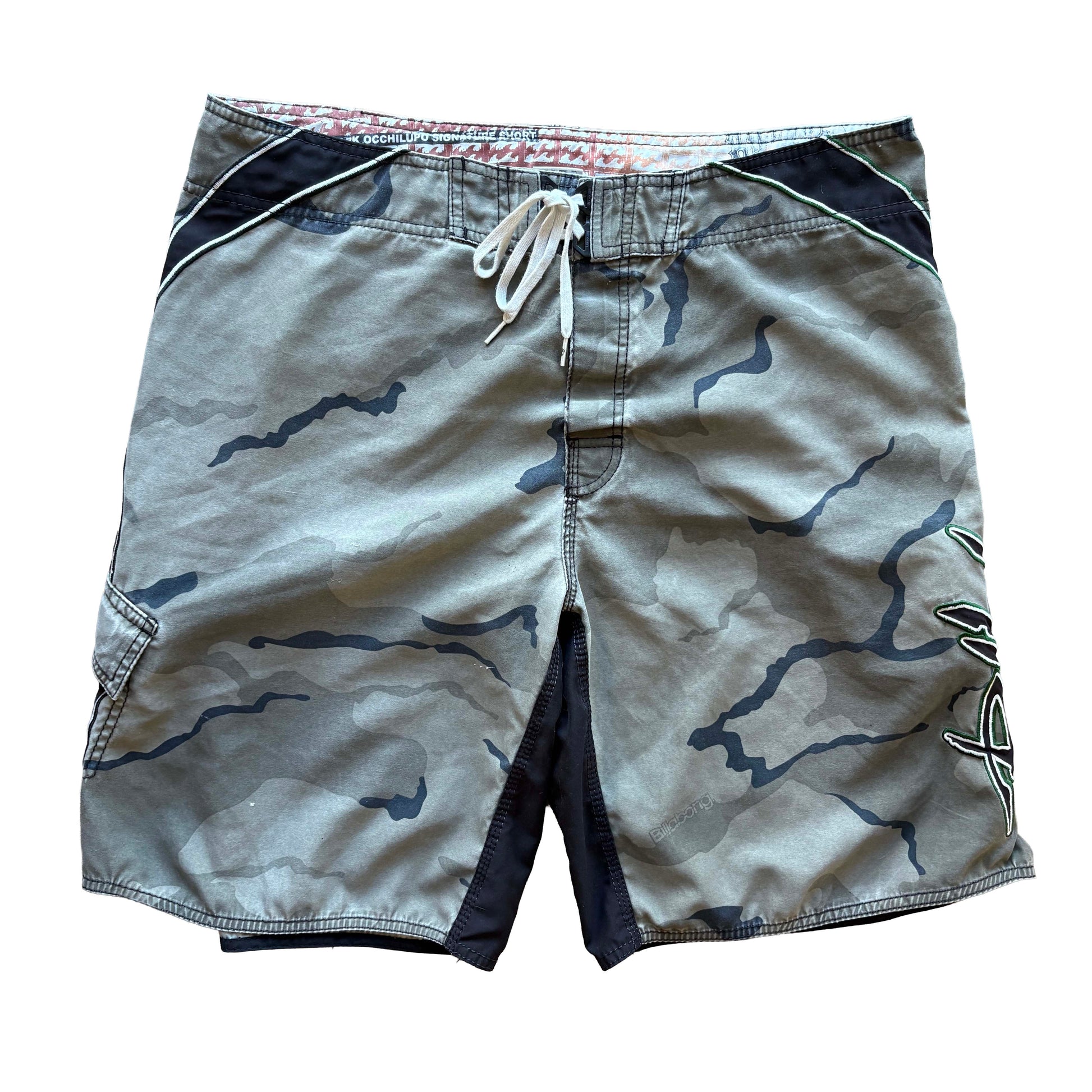 Vintage Occy Signature Camo Boardies | W38" - Volant Vintage