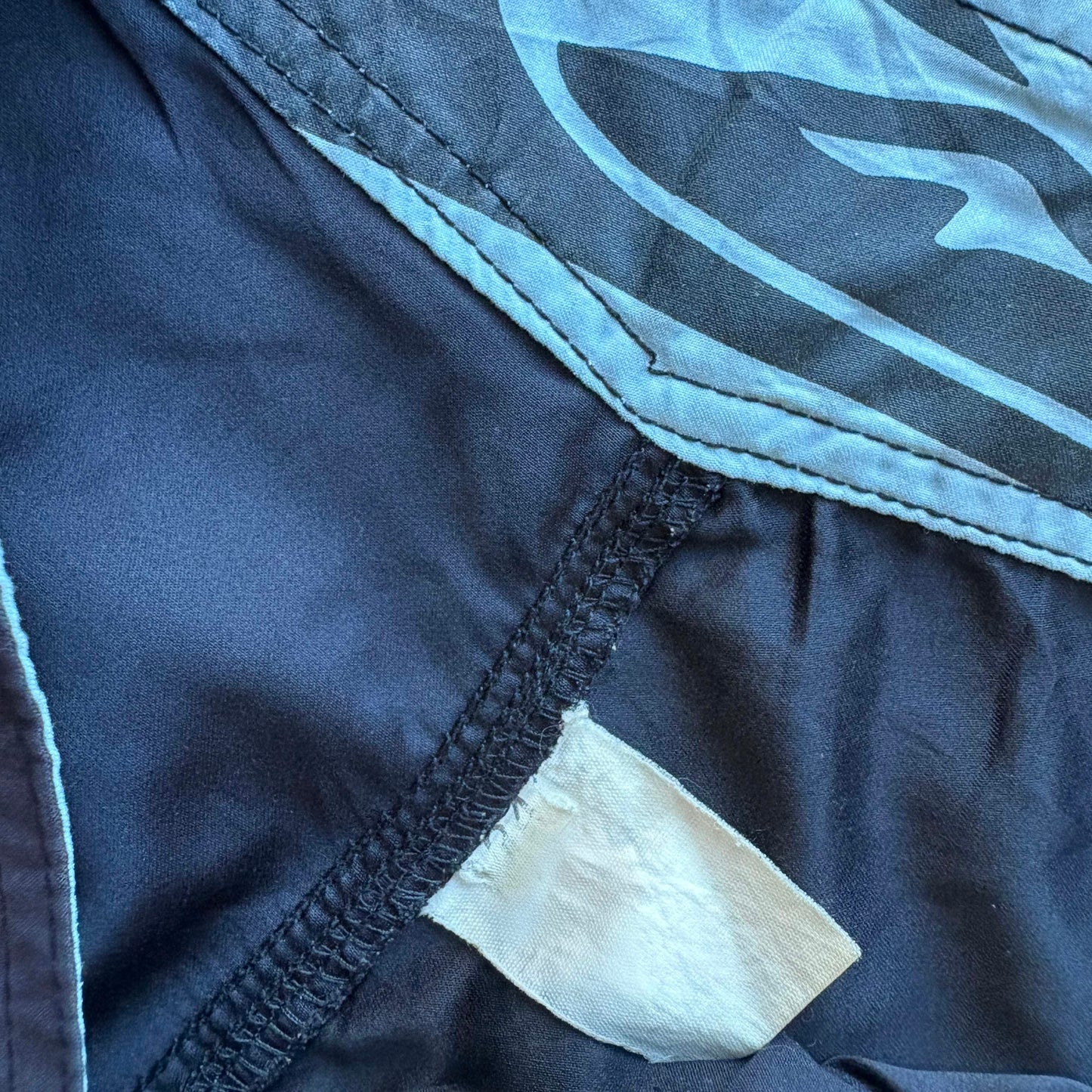 Y2K Quiksilver Boardies | W34" - Volant Vintage