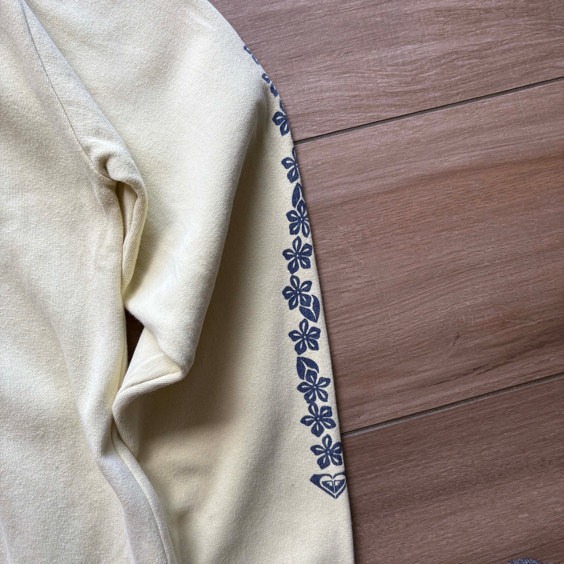 Vintage Roxy Logo Hoodie | WMNS L - Volant Vintage