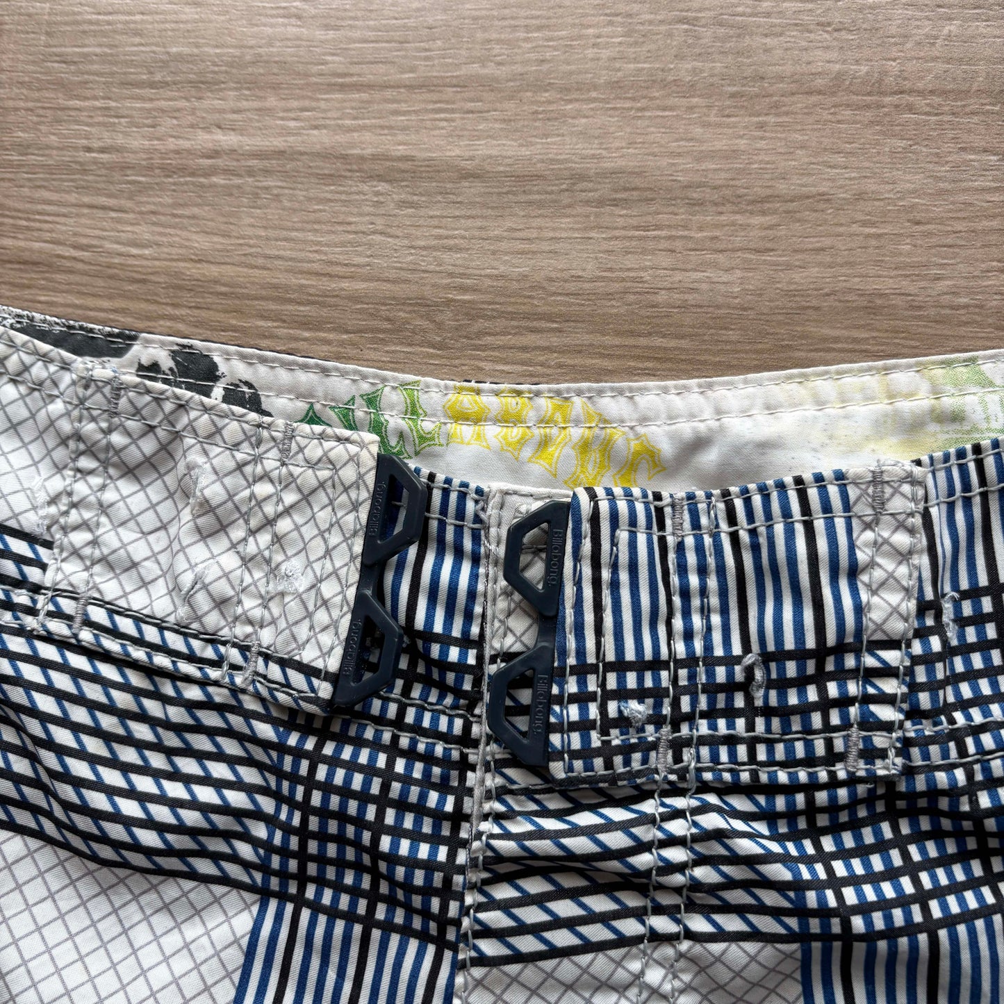 Vintage Occy Signature Boardies | W38" - Volant Vintage