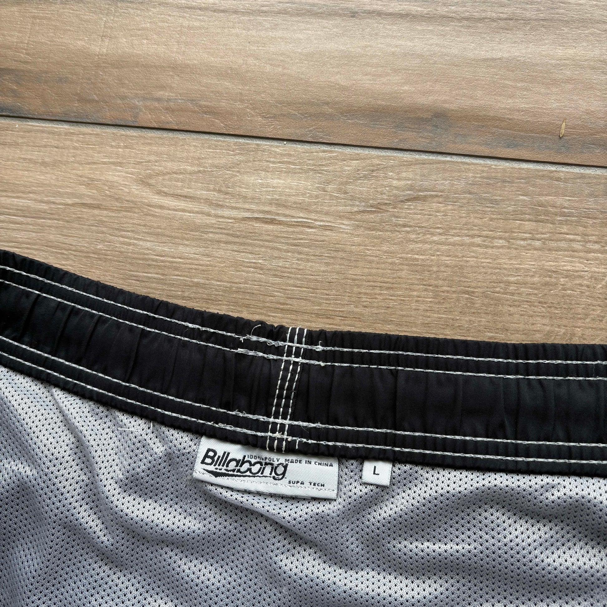 Y2K Billabong Boardies | W38" - Volant Vintage
