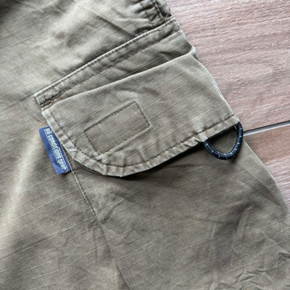 90s Nike ACG Shorts | W32" - Volant Vintage