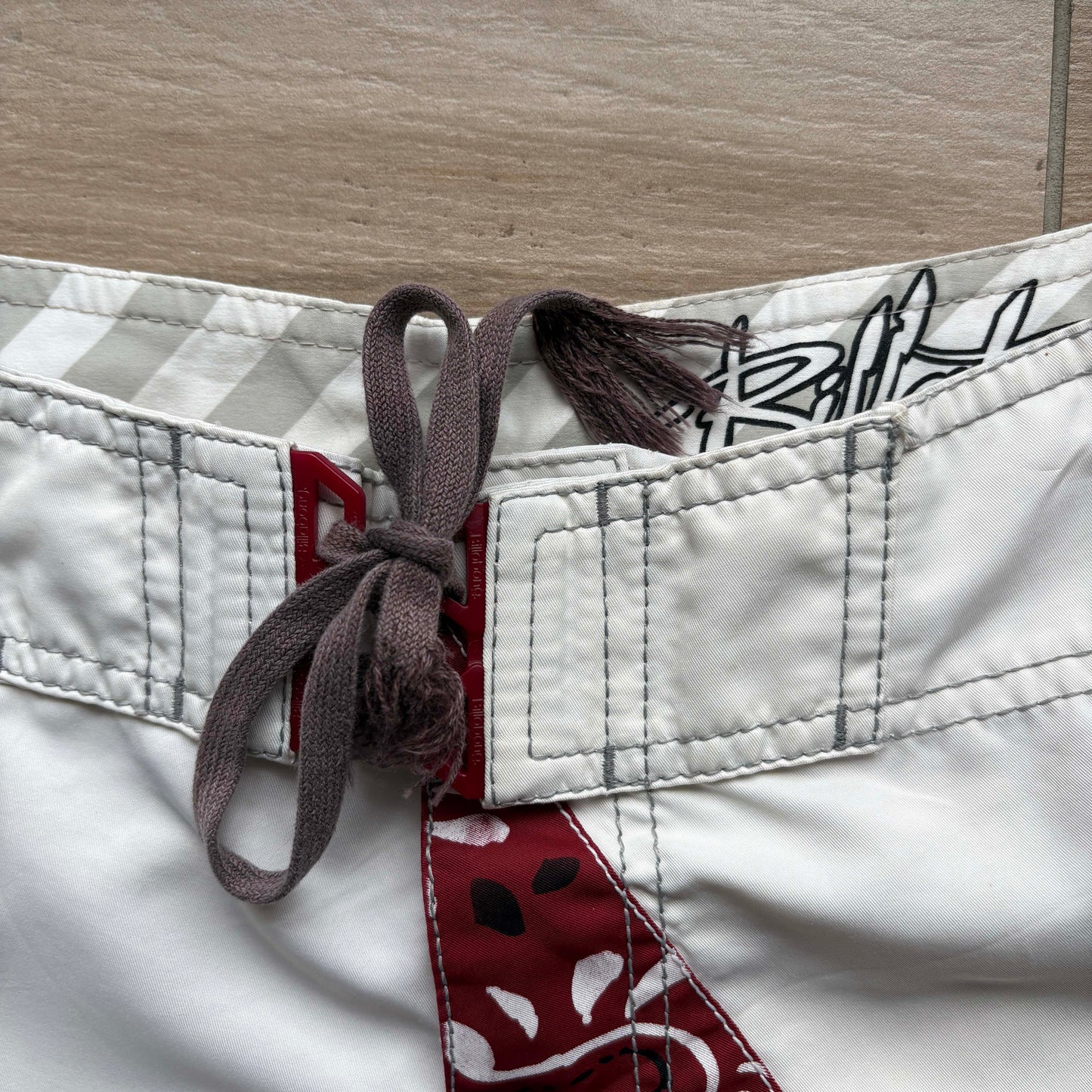 Y2K Billabong Andy Irons Rising Sun Boardies | W28"