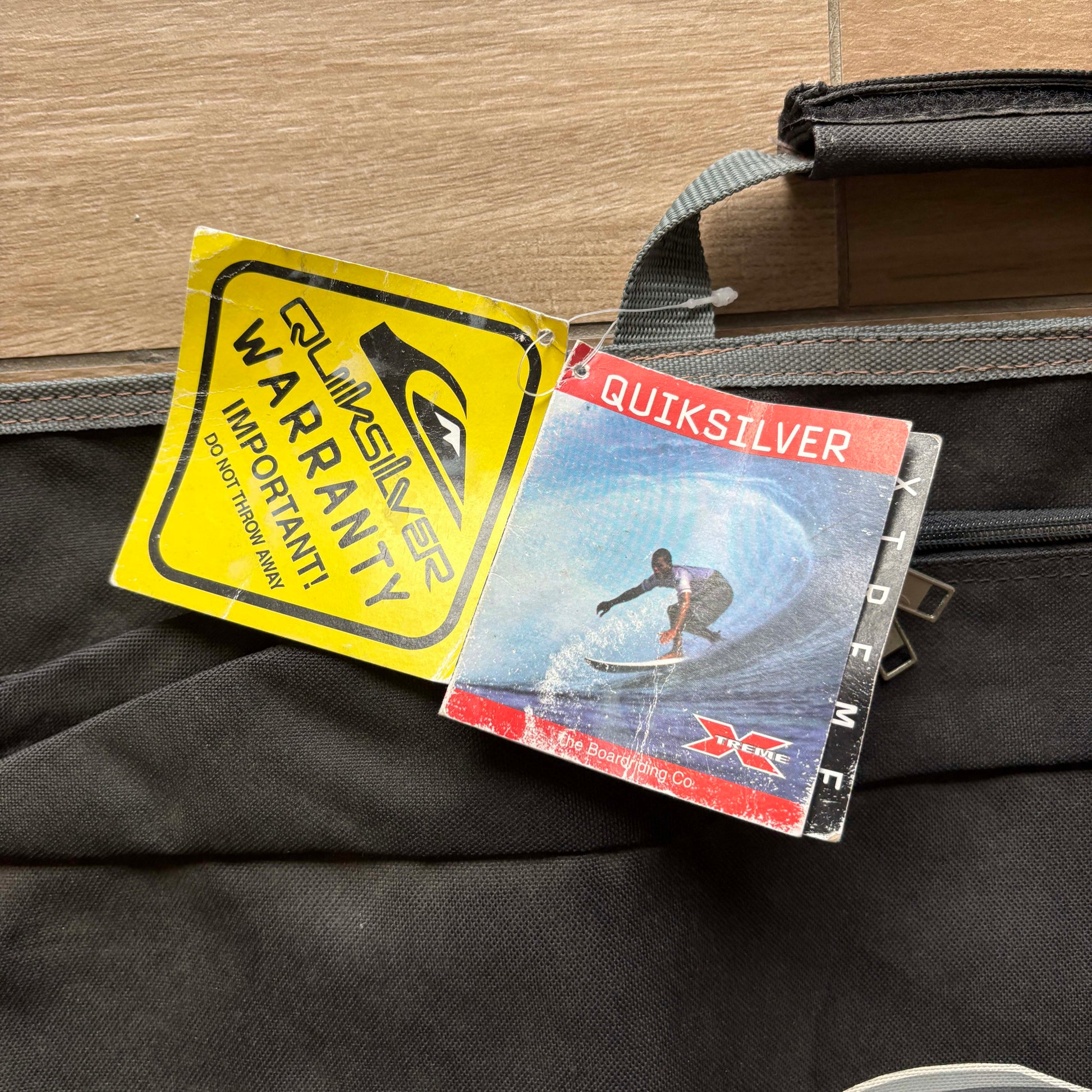 2000s Quiksilver BNWT Snowboard Carry Bag - Volant Vintage