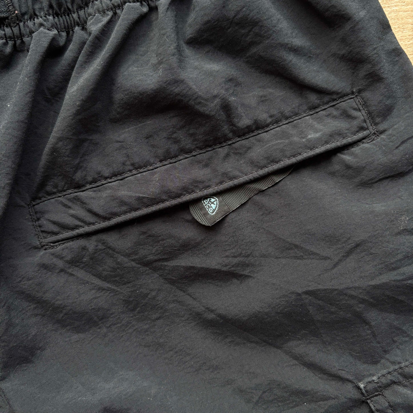90s Nike ACG Shorts | WMNS S - Volant Vintage