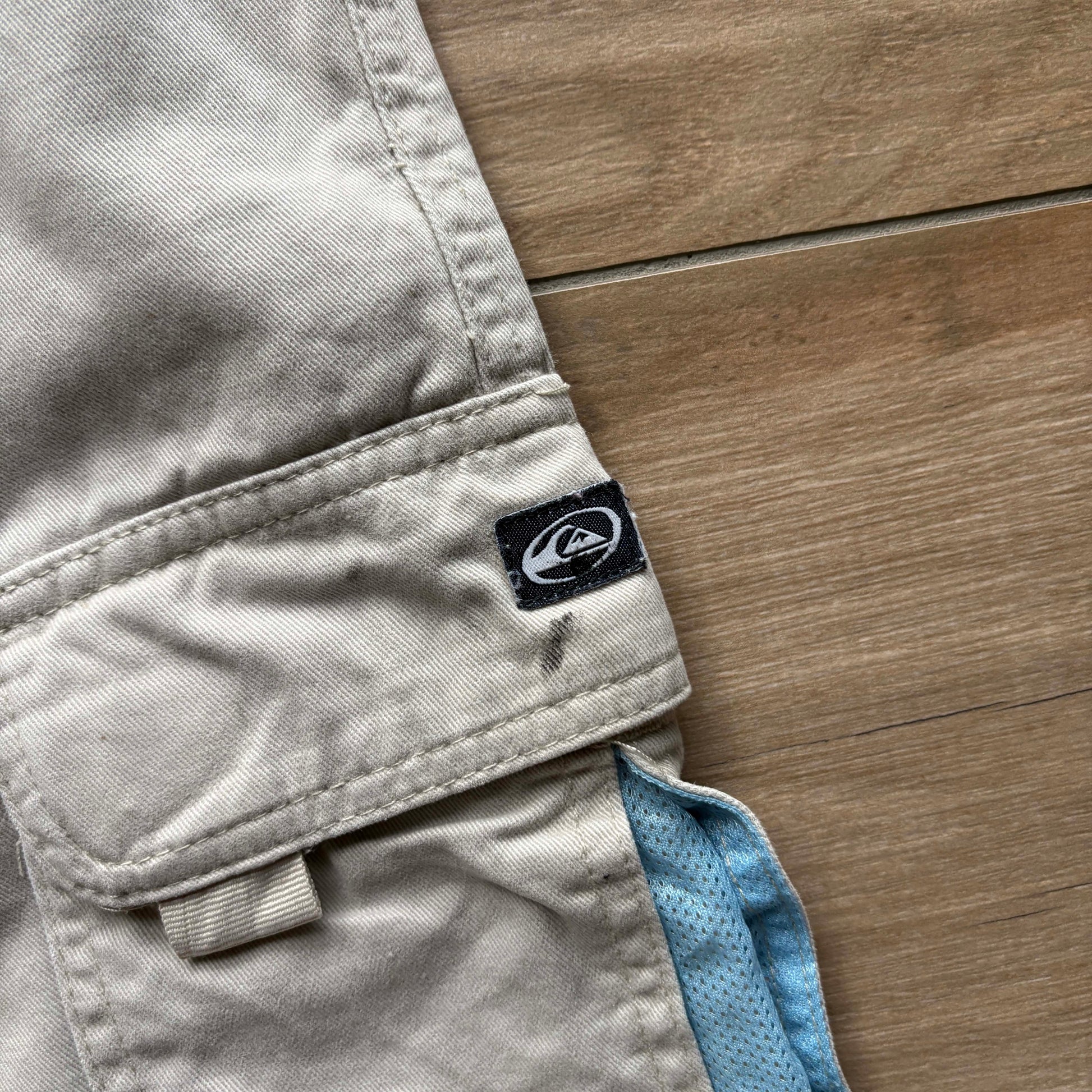 Vintage Quiksilver Cargo Shorts | W36 - Volant Vintage