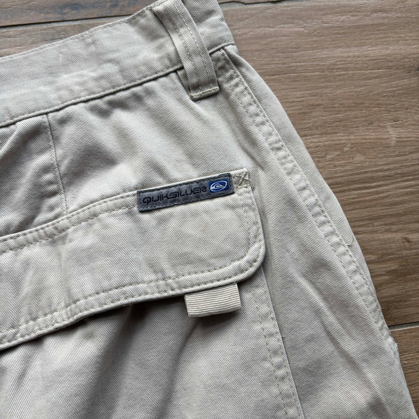 Vintage Quiksilver Cargo Shorts | W36 - Volant Vintage