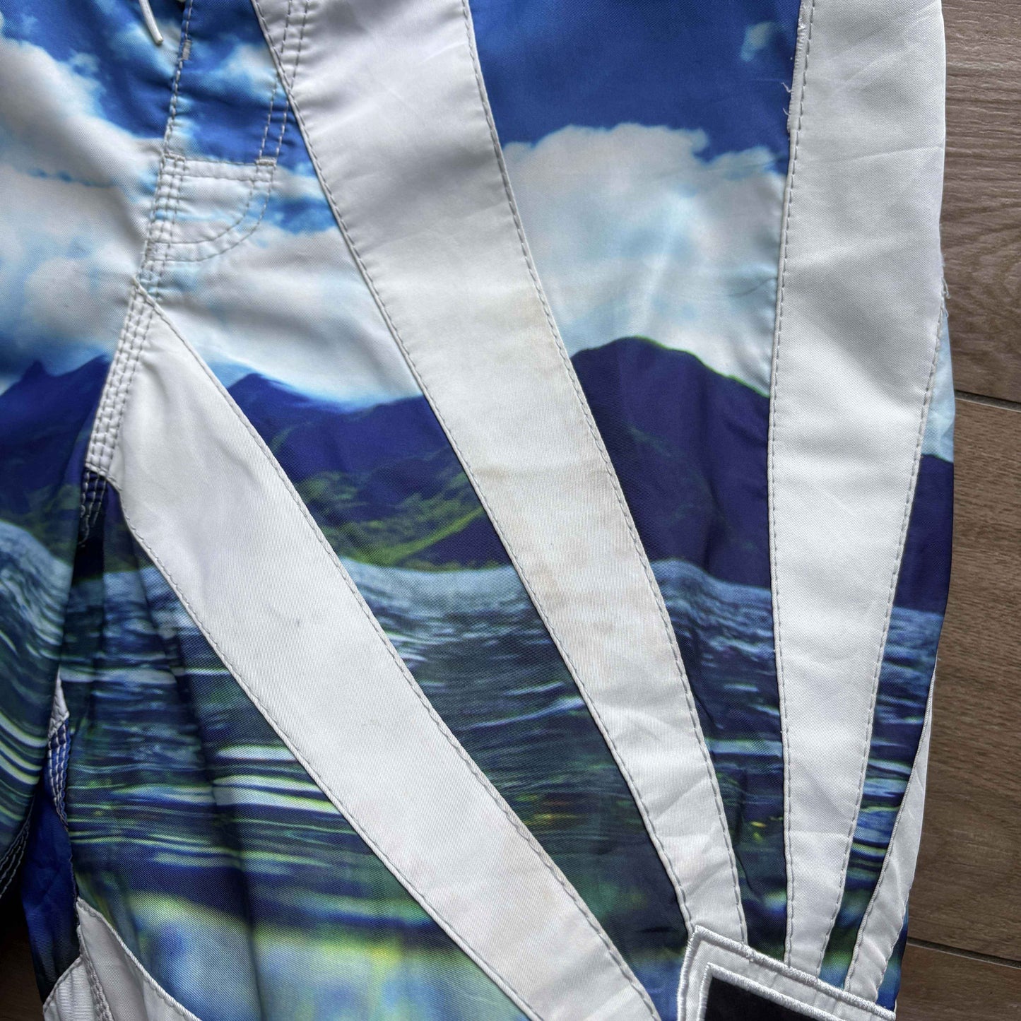 Y2K Billabong Rising Sun Boardies | W36"