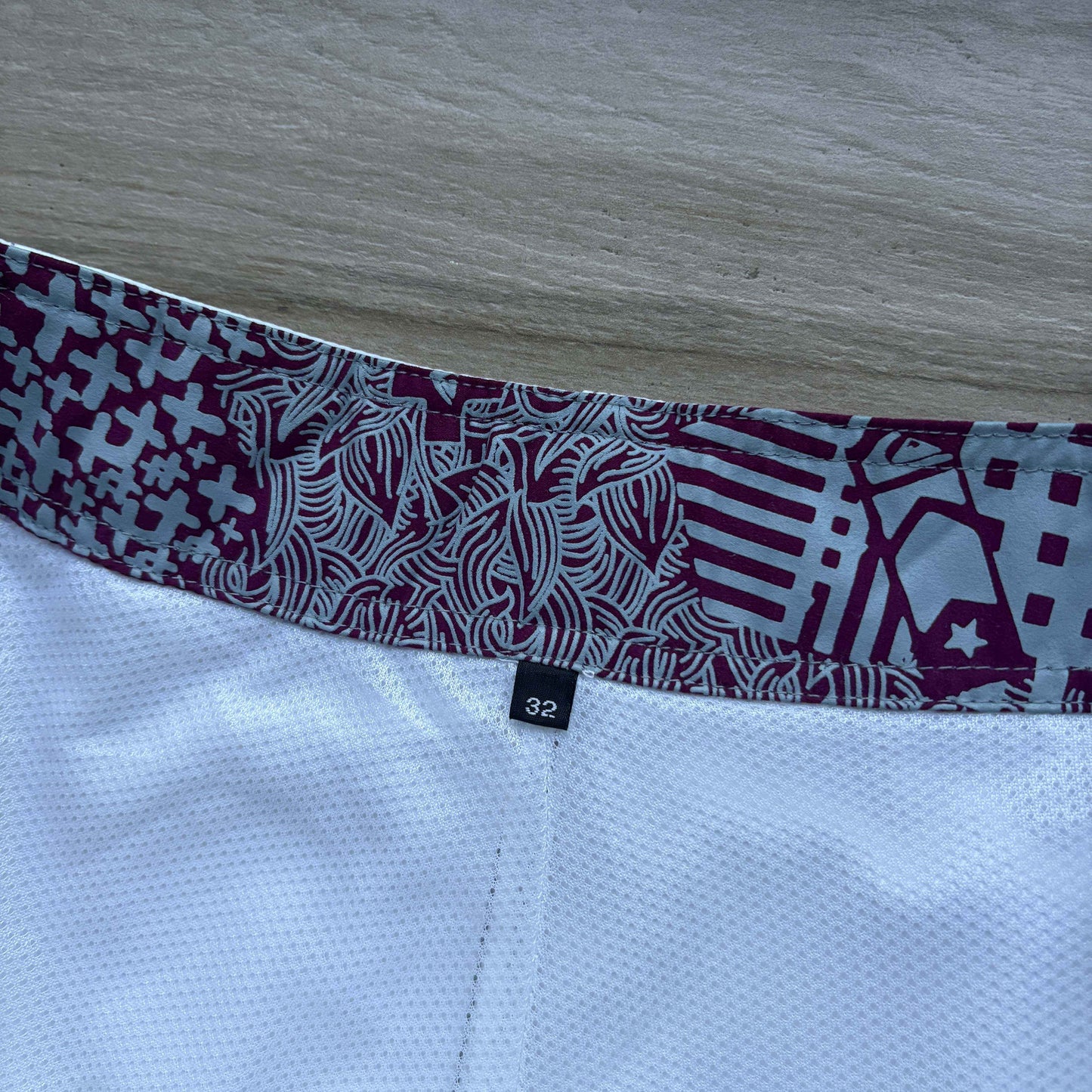 Vintage Quiksilver X Logo Boardies | W32"