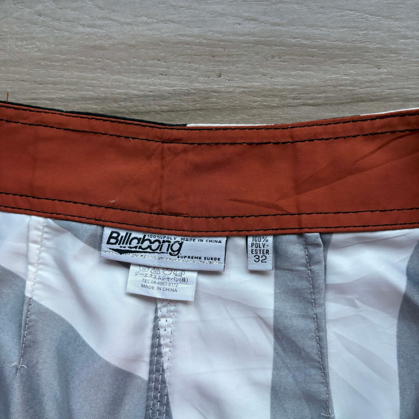 Y2K Billabong Graff Swirl Boardies | W32"
