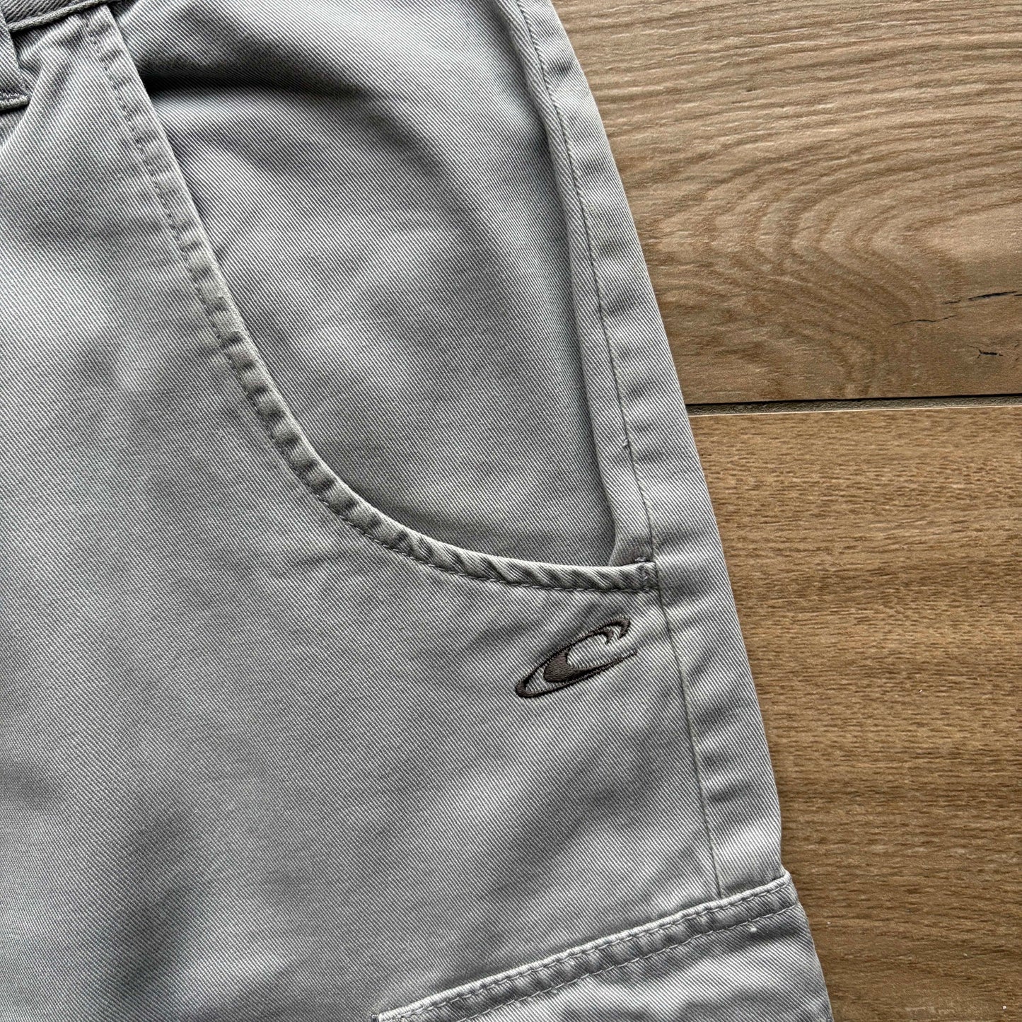 2000s Oneill Cargo Shorts | W32"