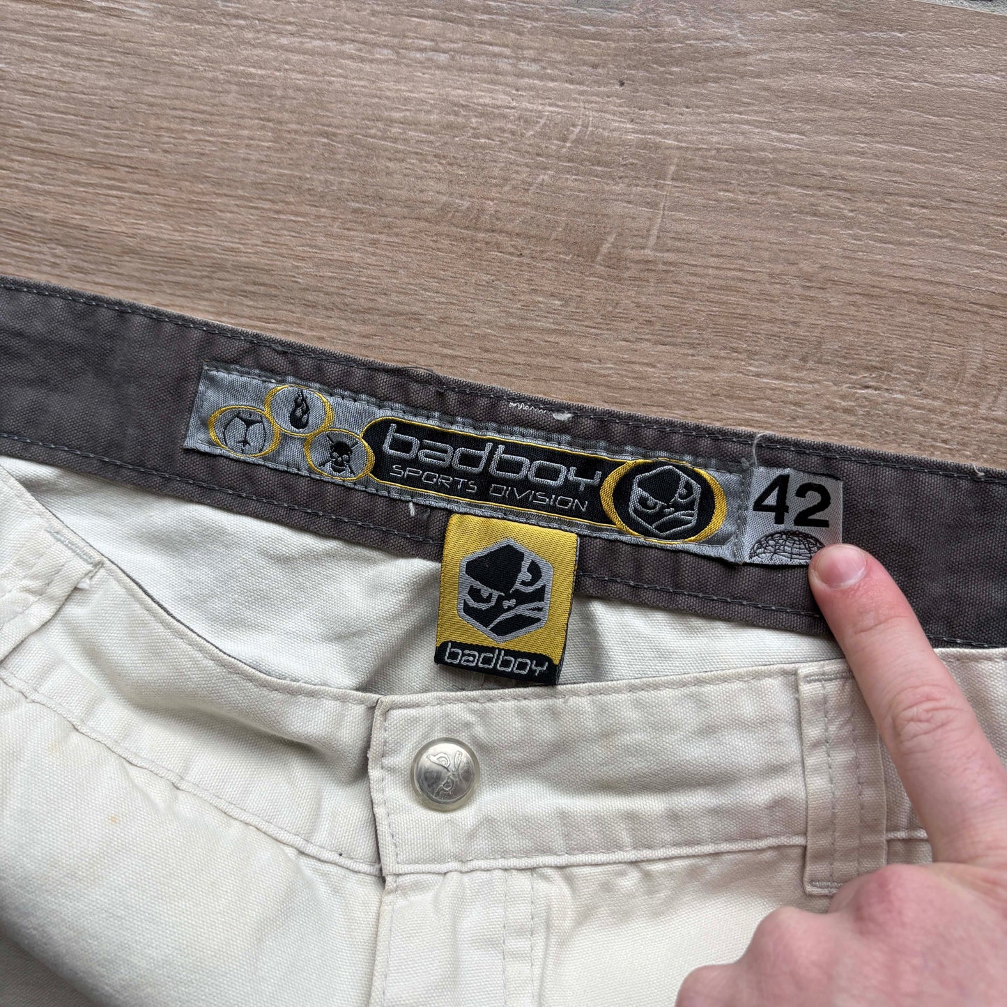 90s Bad Boy Tech Cargo Shorts | W32"