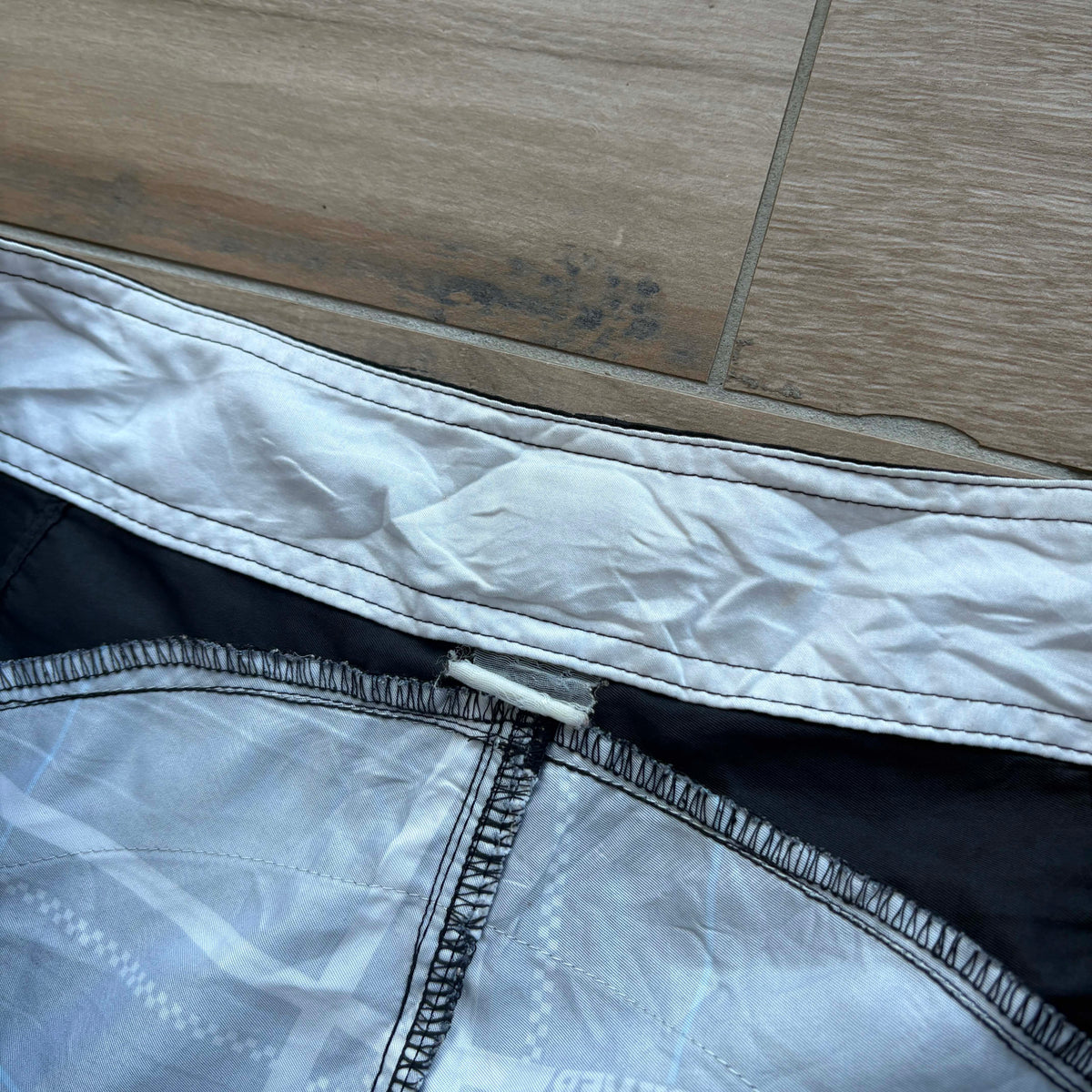 Vintage Quiksilver Boardies | W32"