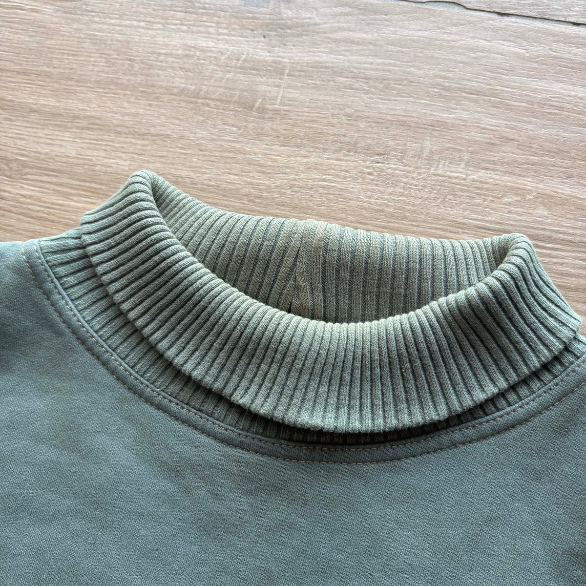 RARE 90s Rip Curl Turtleneck Jumper | XL