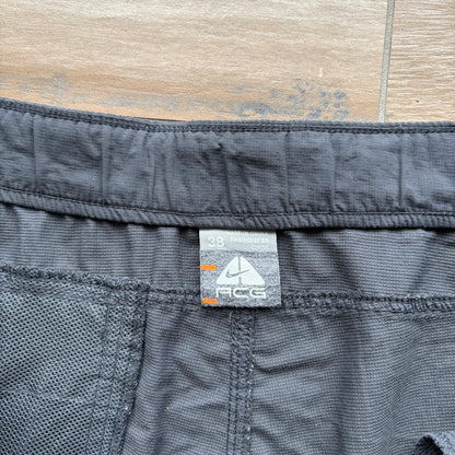 90s Nike ACG Cargo Shorts | W38"