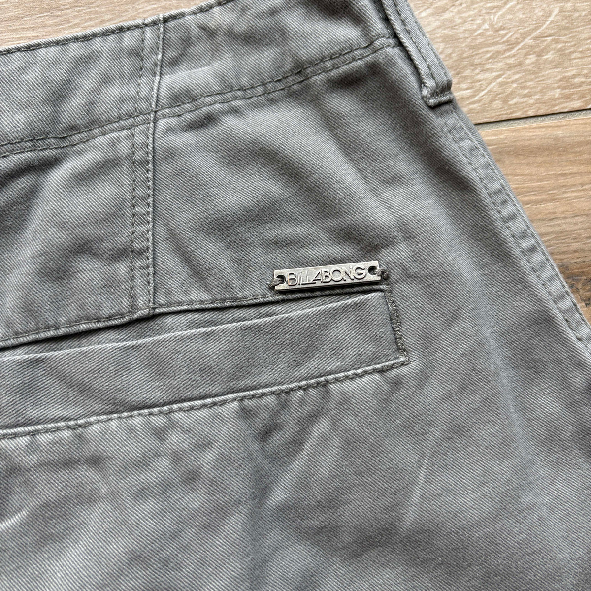 Y2K Billabong Cargo Shorts | W32"