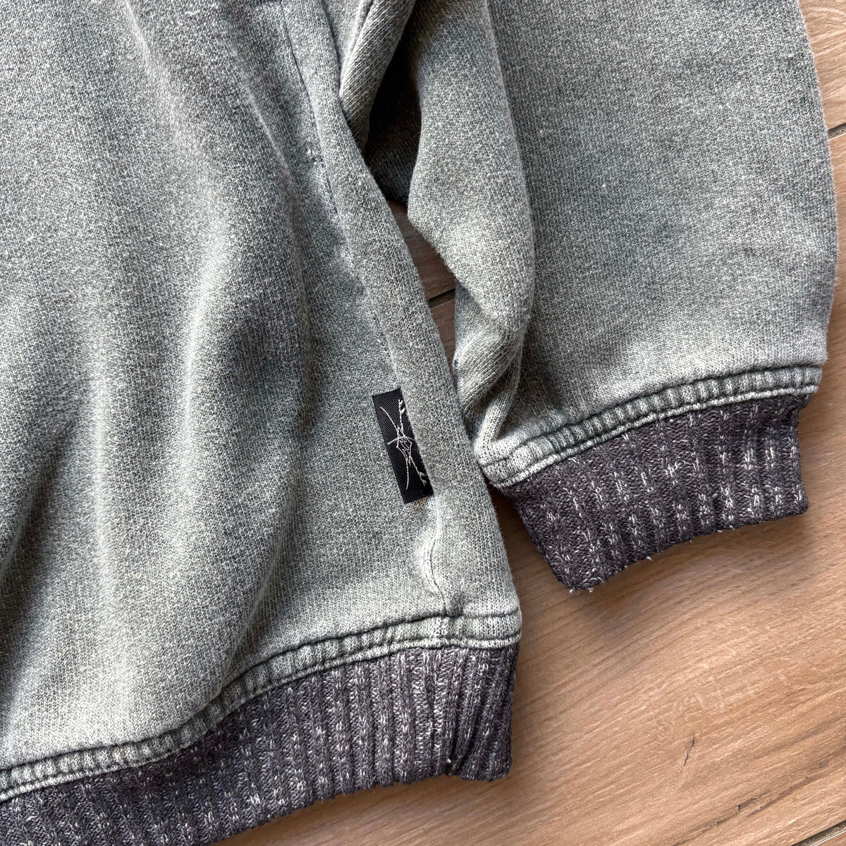 RARE 1993 Billabong Mock Neck Jumper | L