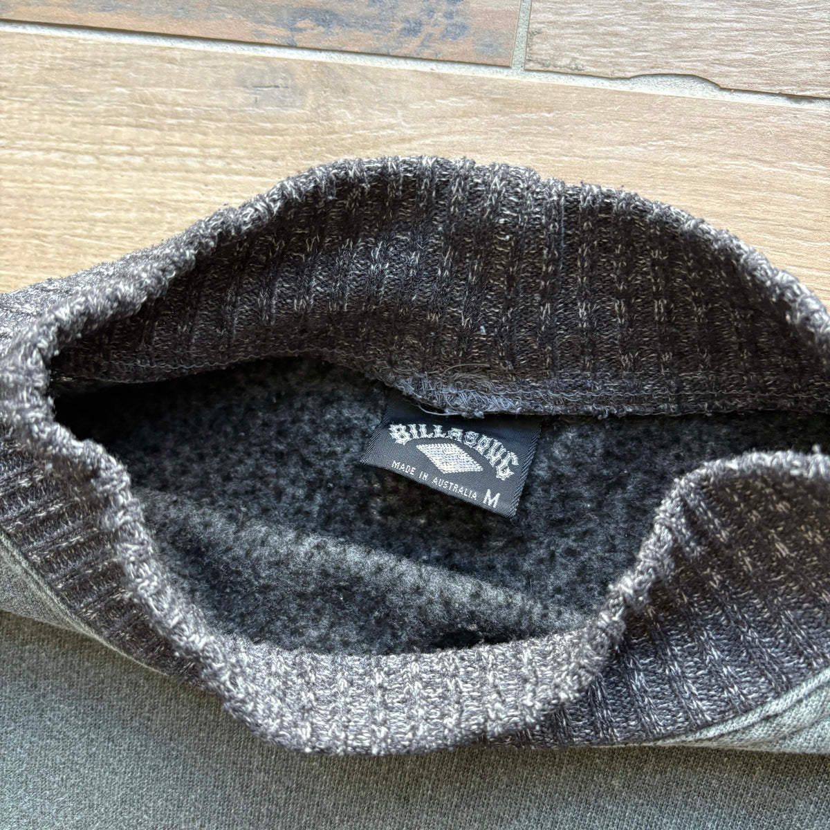 RARE 1993 Billabong Mock Neck Jumper | L