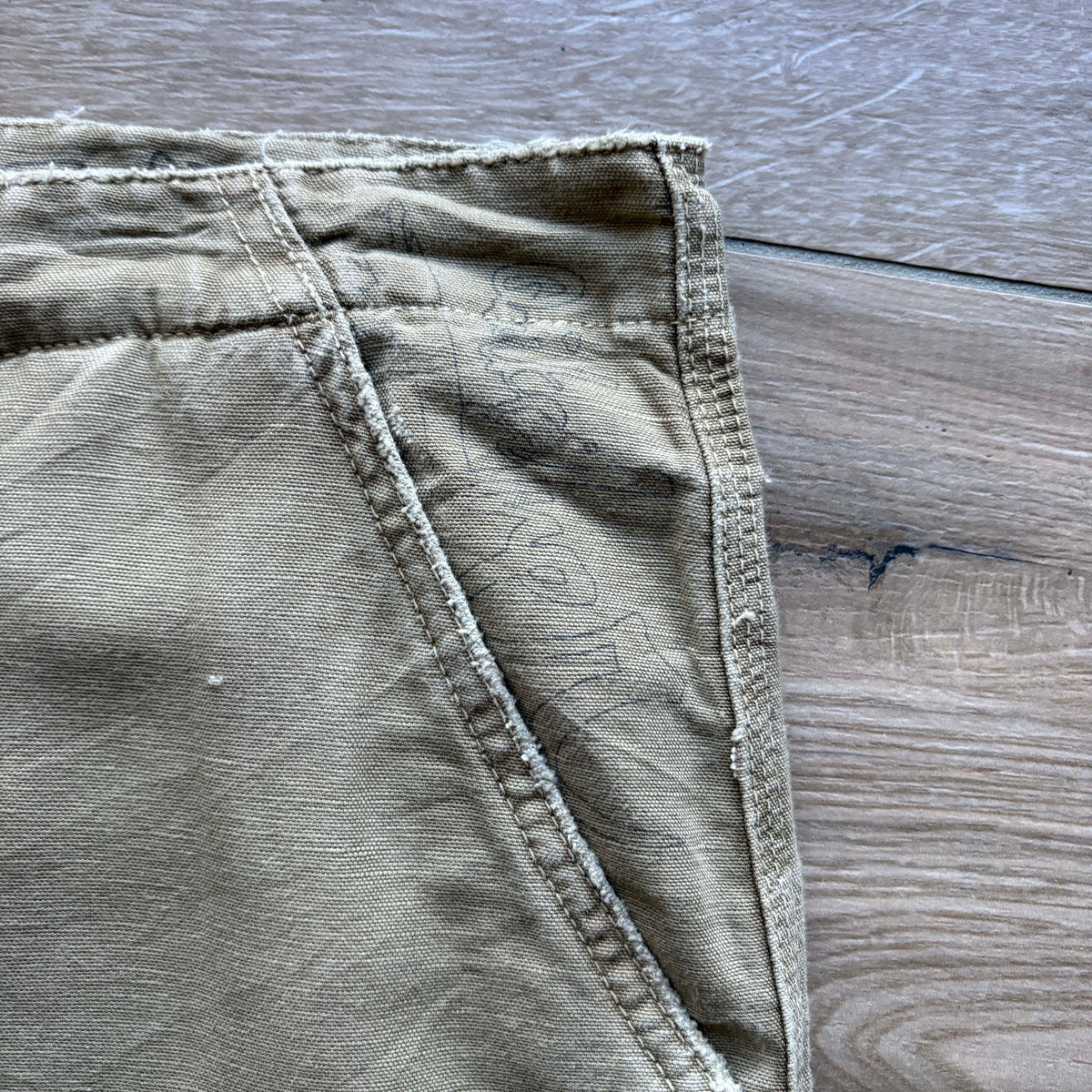 Vintage Quiksilver Cargo Shorts | W38"